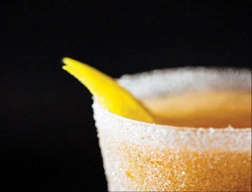 Truss and Twine of Palm Springs cocktail photo.